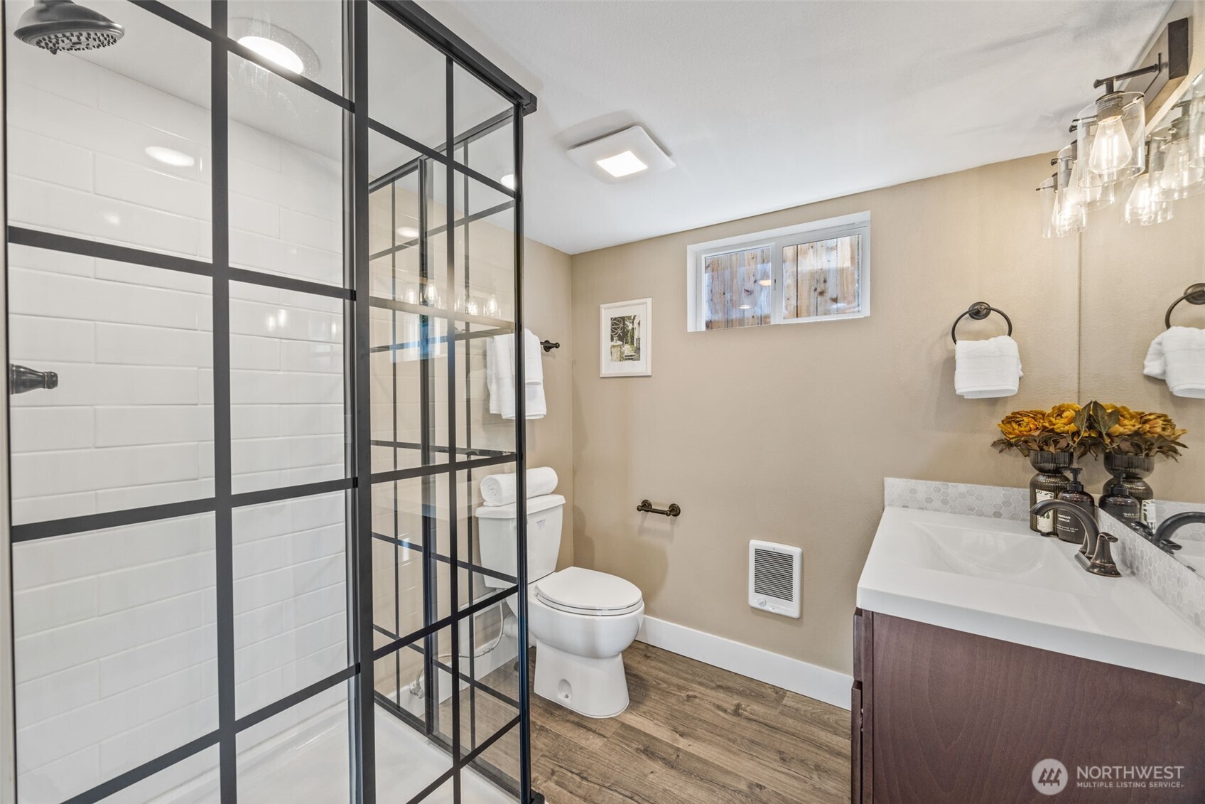 5026 48th Avenue Property Photo 16