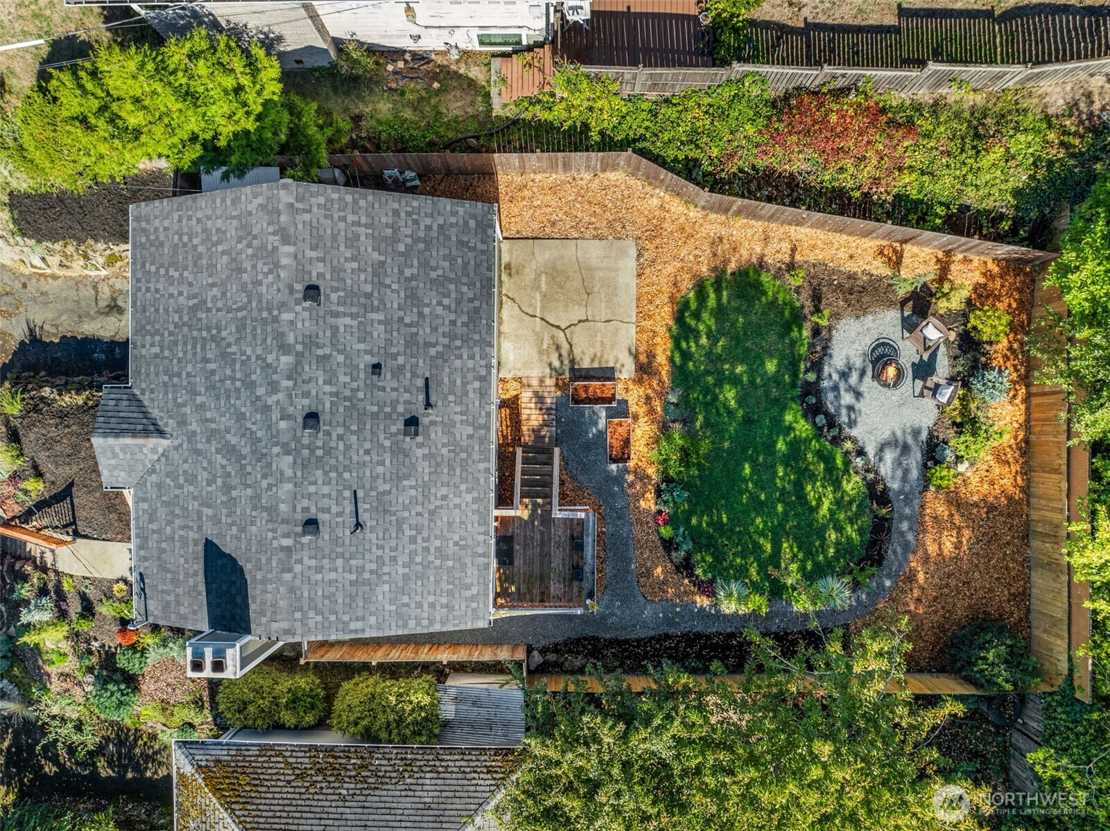 5026 48th Avenue Property Photo 23