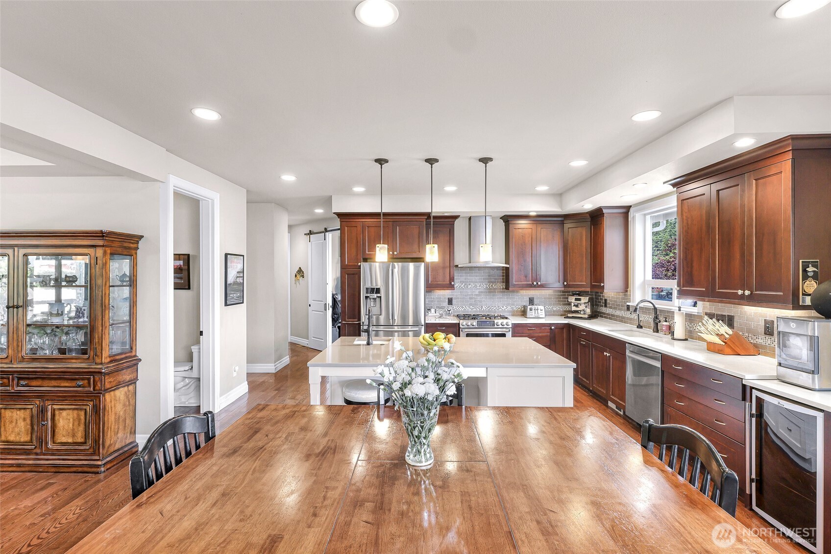 1301 Broad Street Property Photo 12