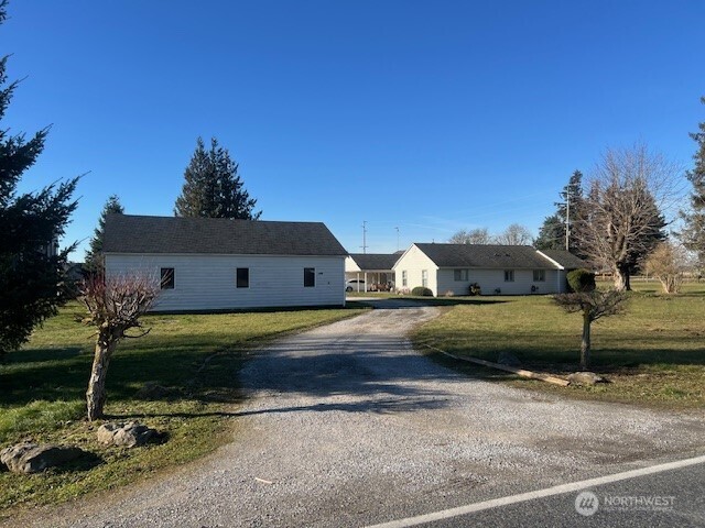 8885 Line Rd Property Photo 1