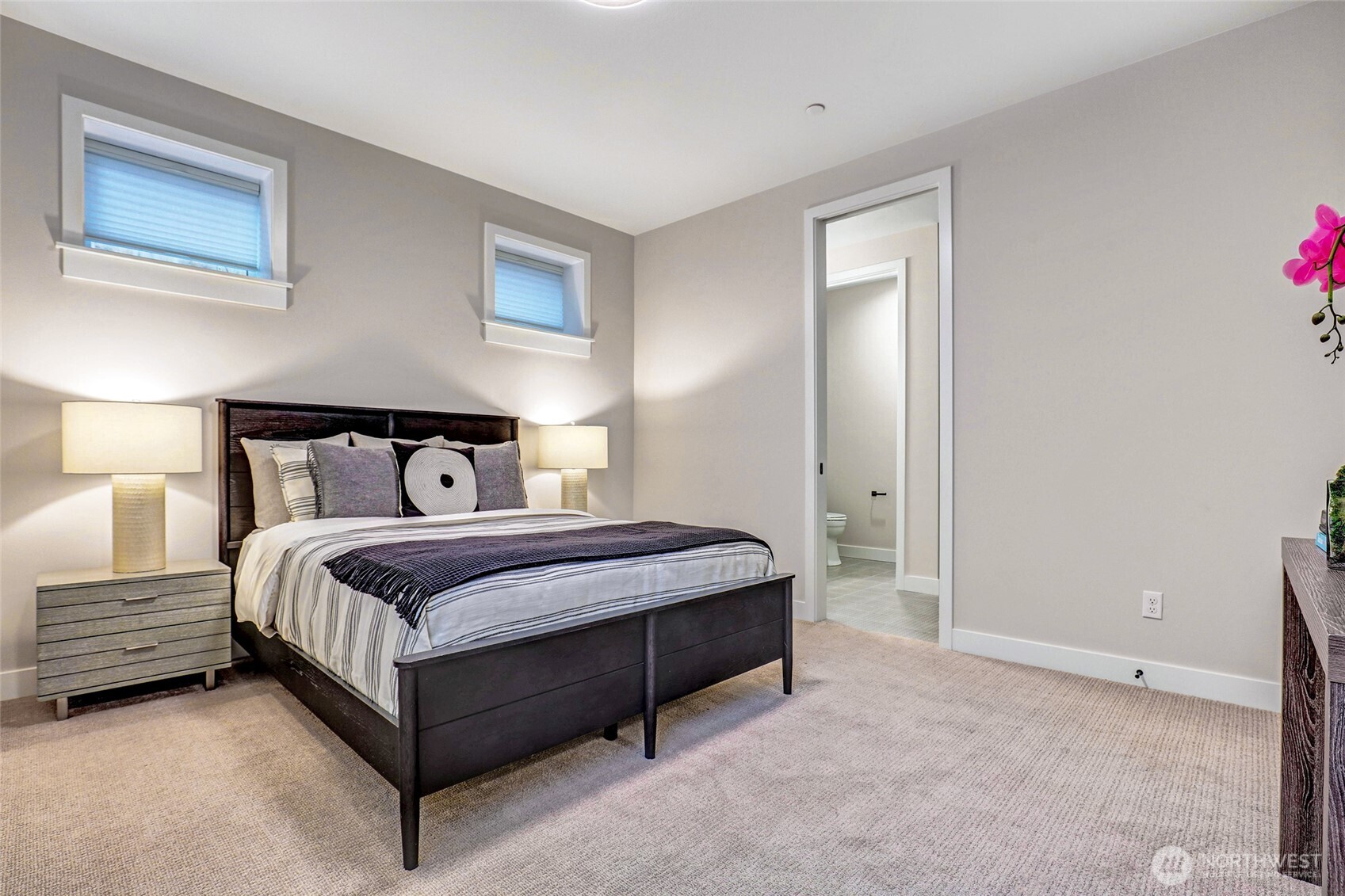 11218 Ne 67th Street 3 Property Photo 6