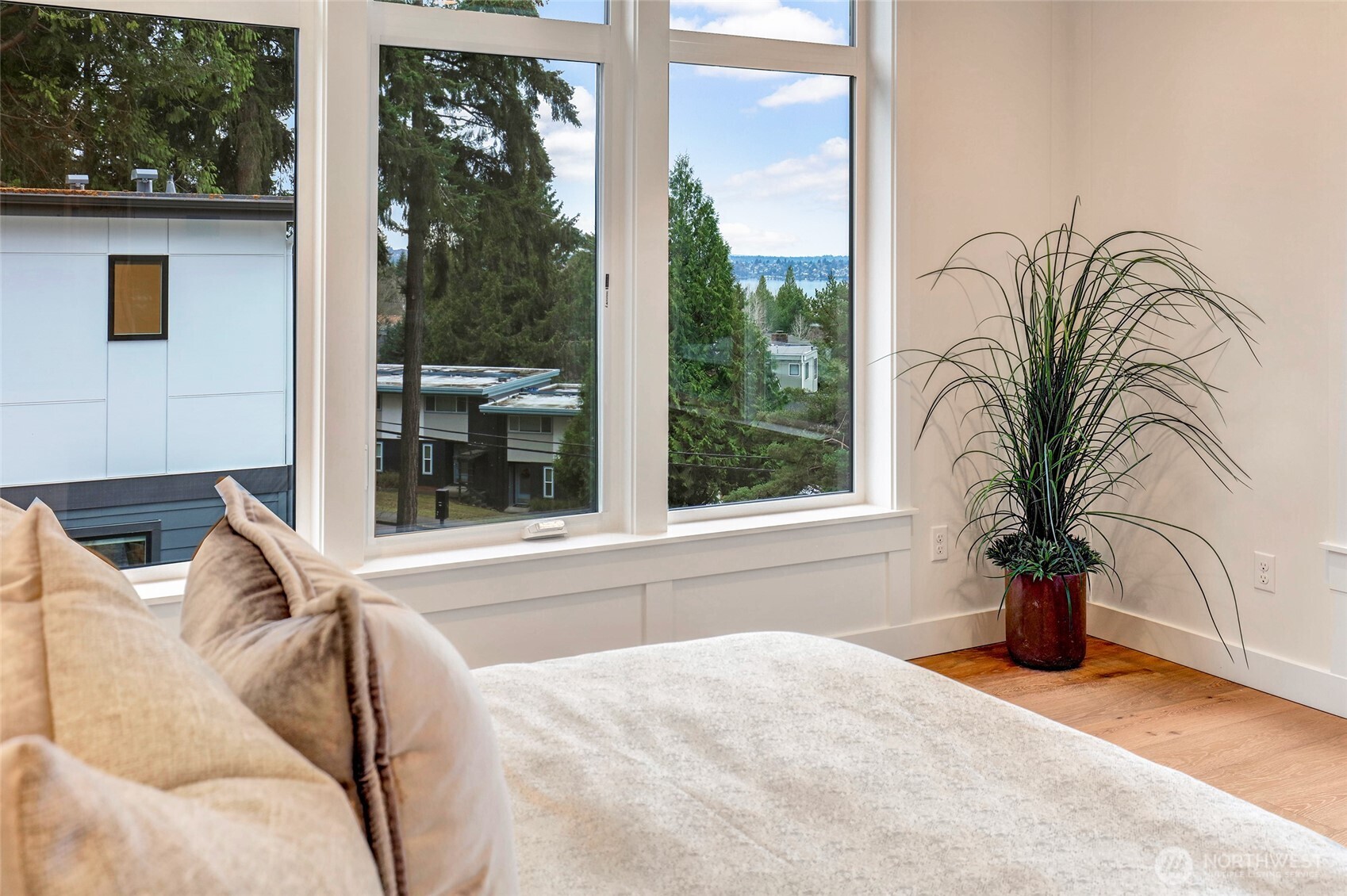 11218 Ne 67th Street 3 Property Photo 23