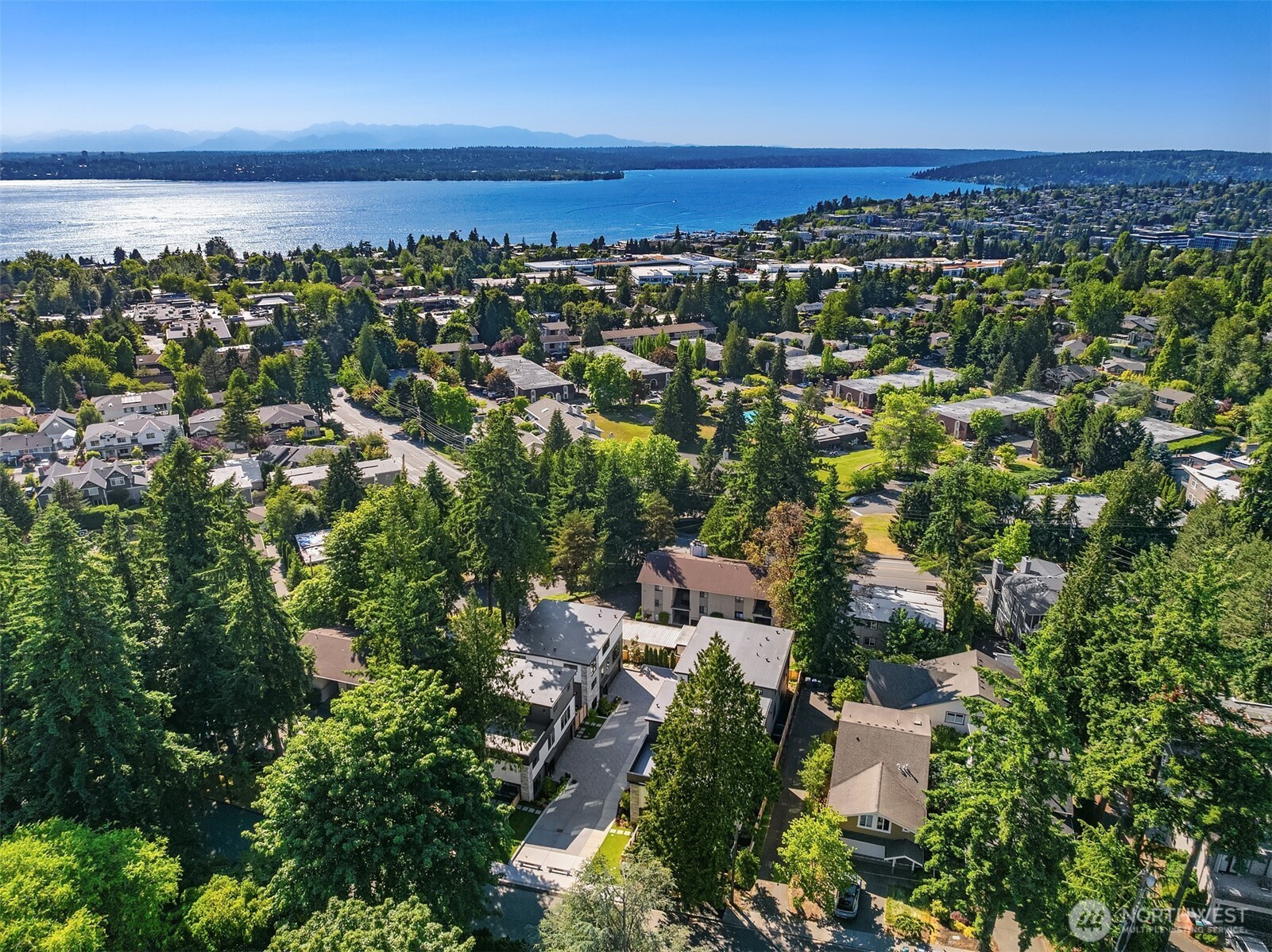 11218 Ne 67th Street 3 Property Photo 36