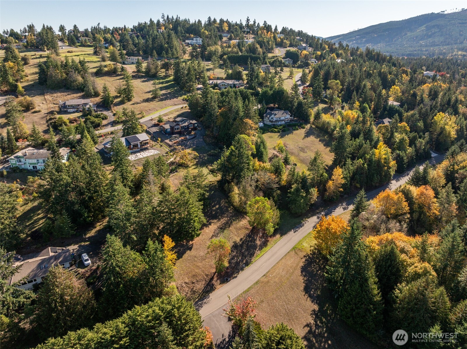 1051 Fox Hollow Road Property Photo 12