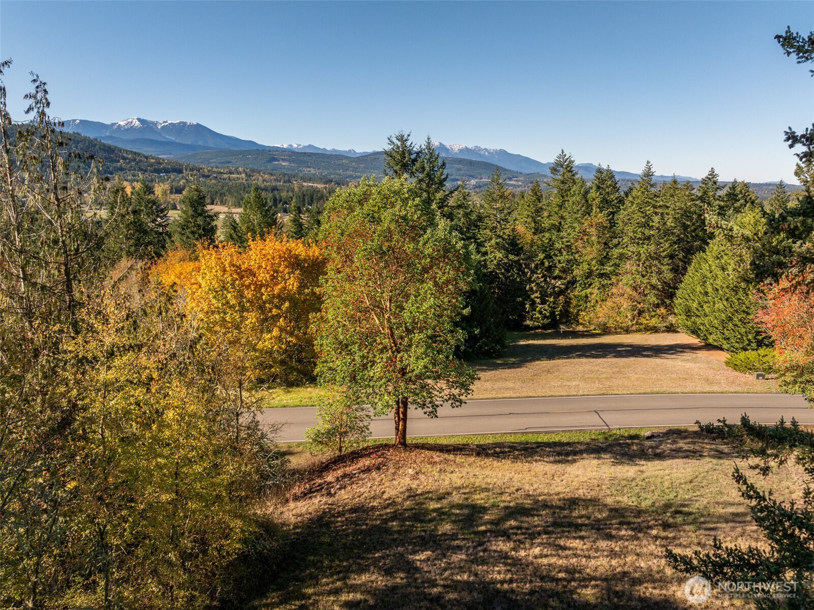 1051 Fox Hollow Road Property Photo 15
