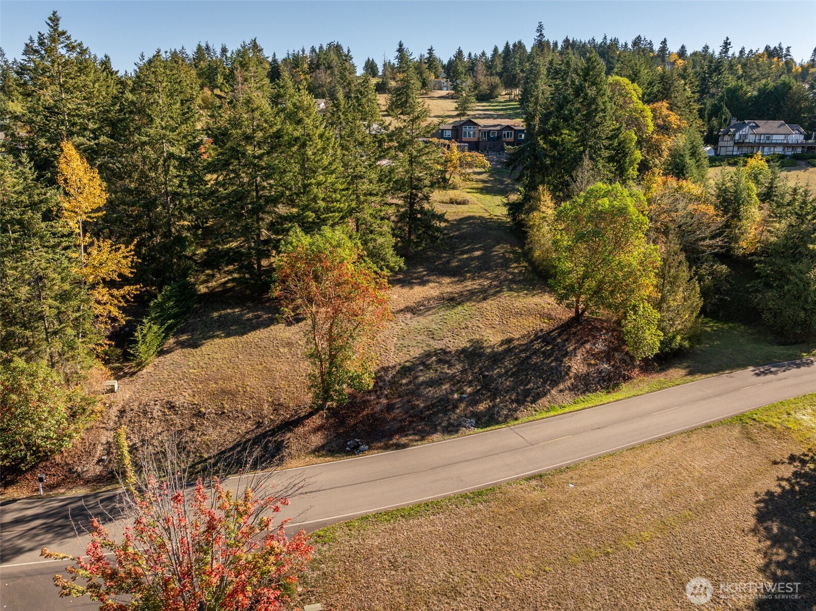1051 Fox Hollow Road Property Photo 18