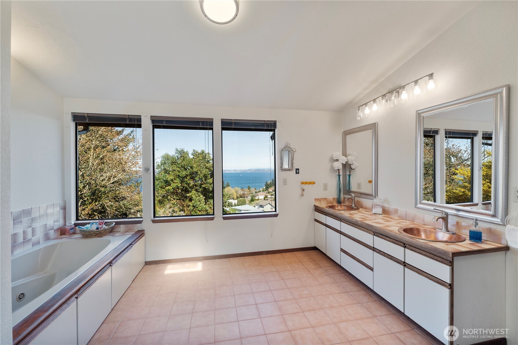 6329 Dash Point Boulevard Property Photo 21