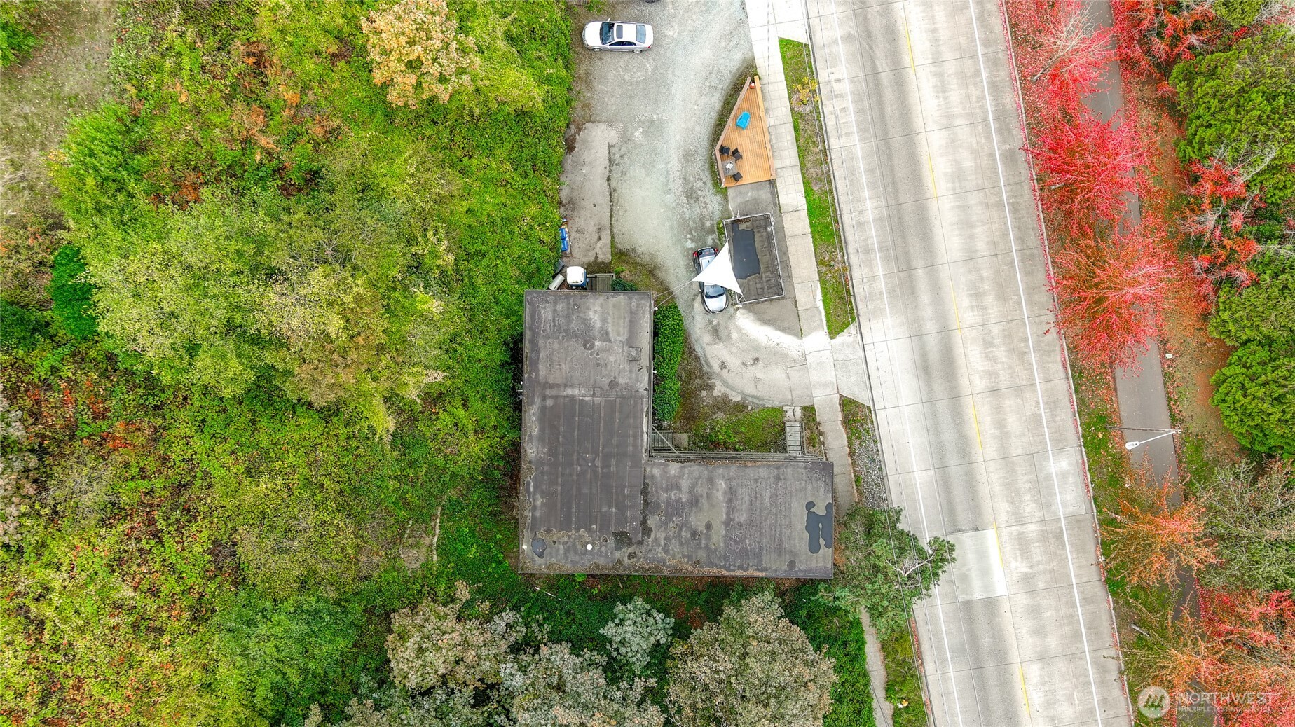 2255 Harbor Ave Property Photo 5