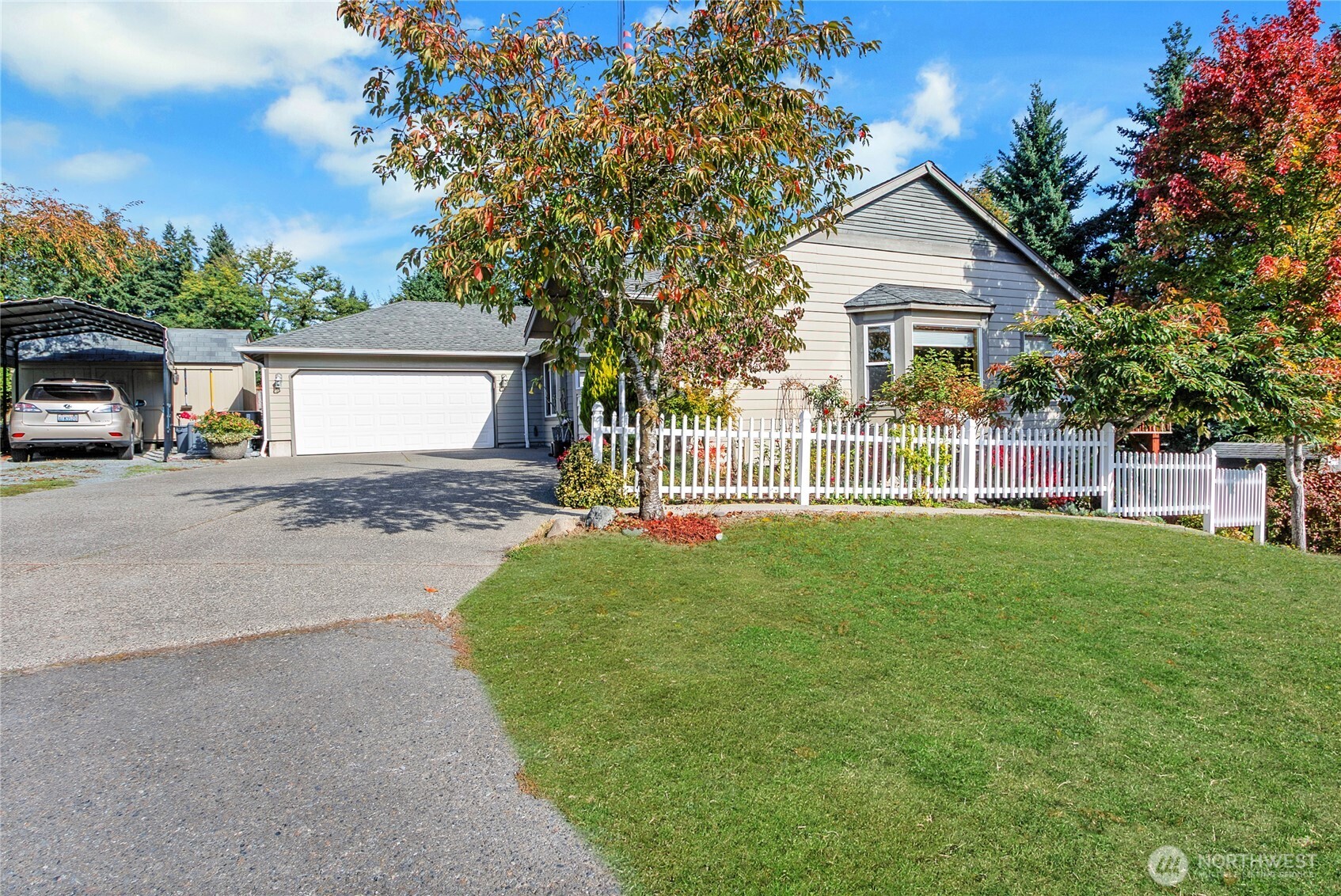 25319 Meridian Property Photo 5