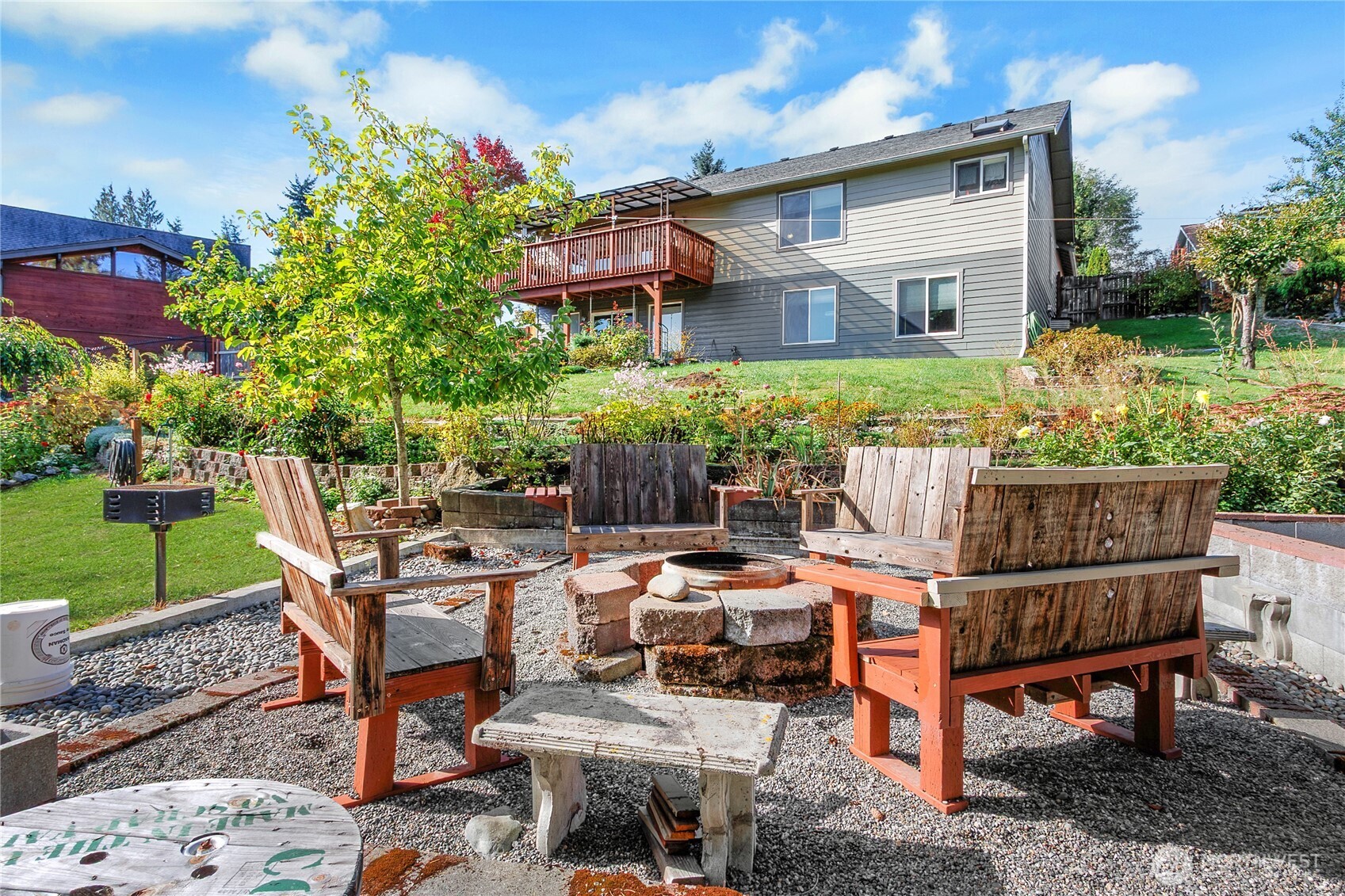 25319 Meridian Property Photo 6