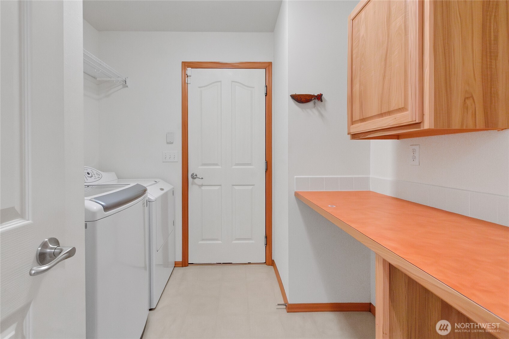 25319 Meridian Property Photo 28