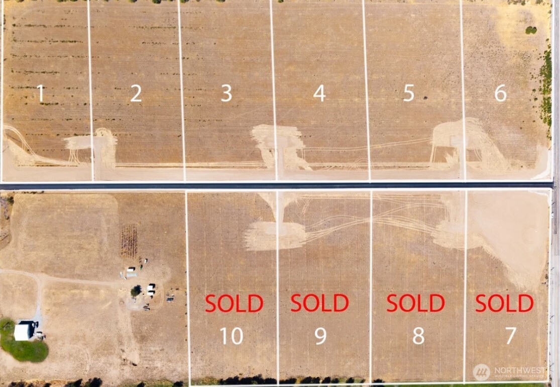 6 Solitude Lane Property Photo 11