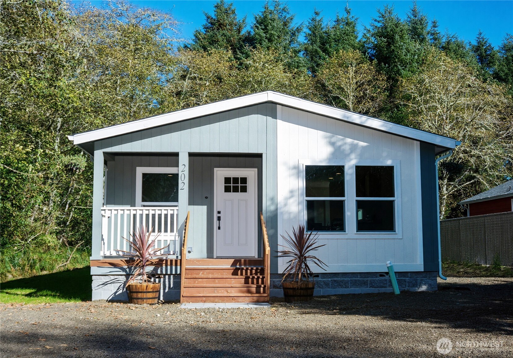 202 E Rain Street Property Photo 1