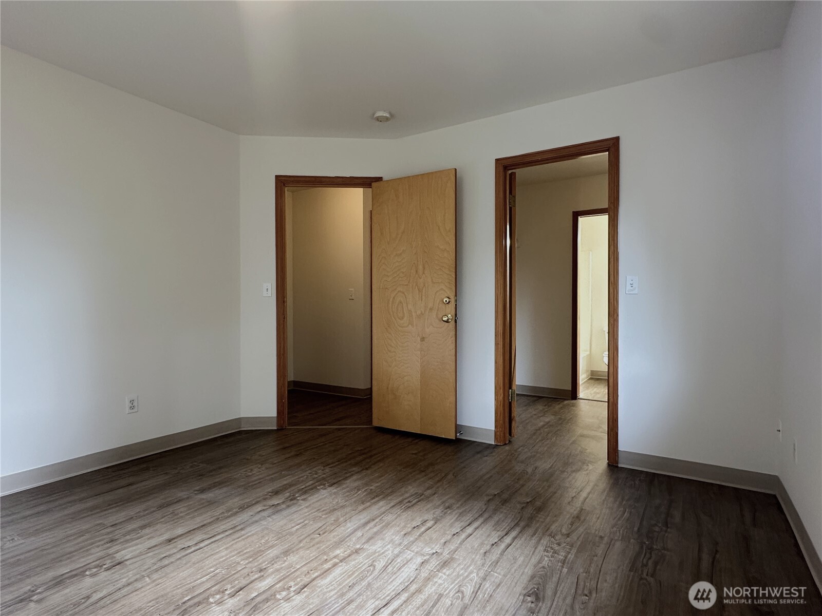 10539 Evanston Avenue Property Photo 14