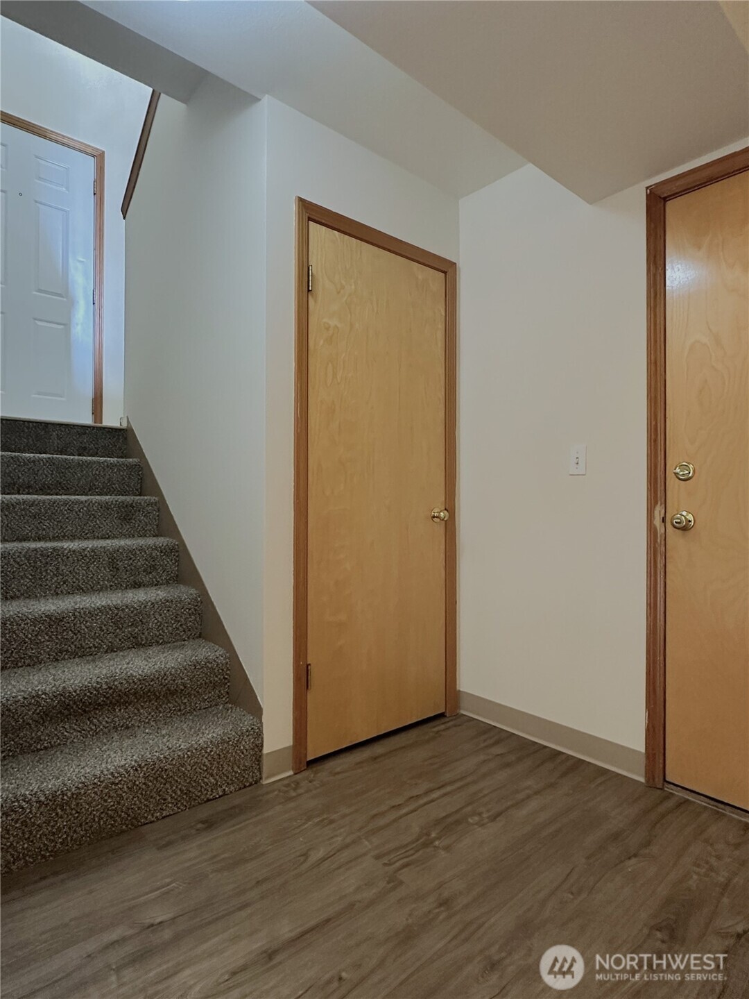 10539 Evanston Avenue Property Photo 19