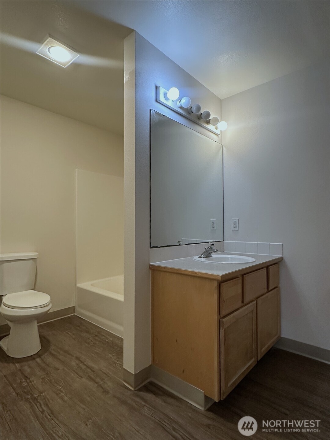 10539 Evanston Avenue Property Photo 21