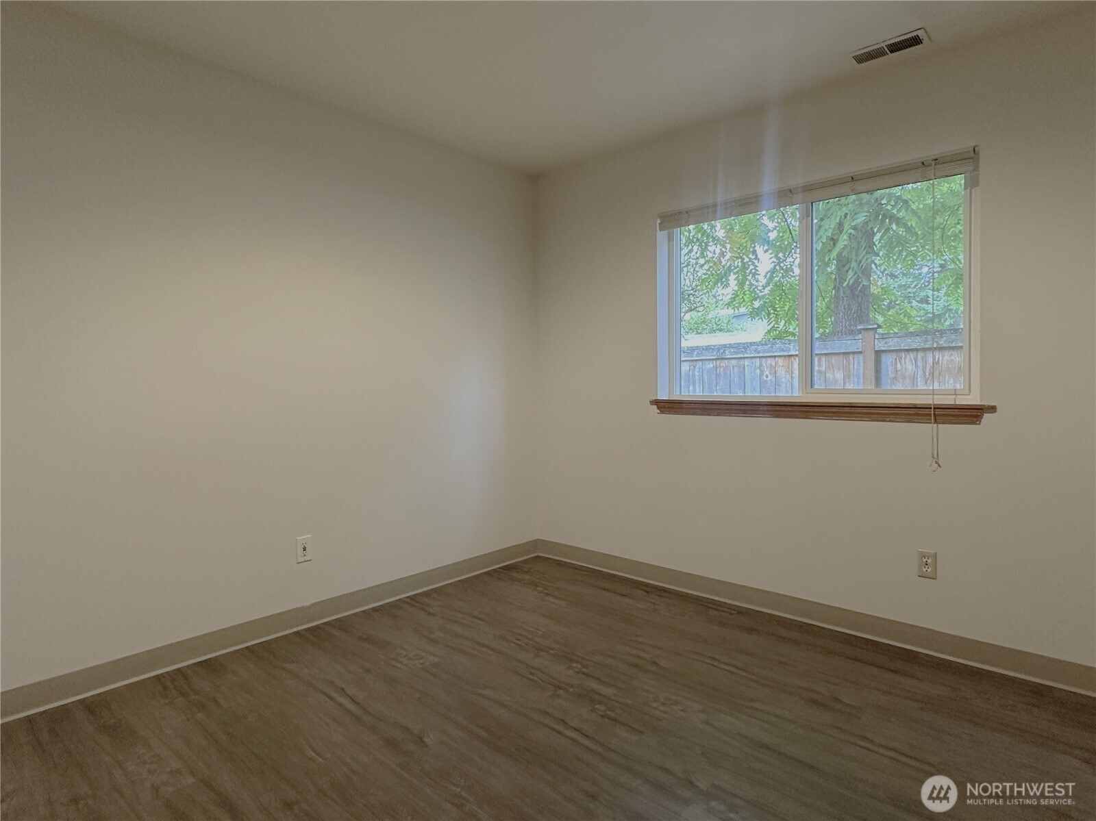 10539 Evanston Avenue Property Photo 29