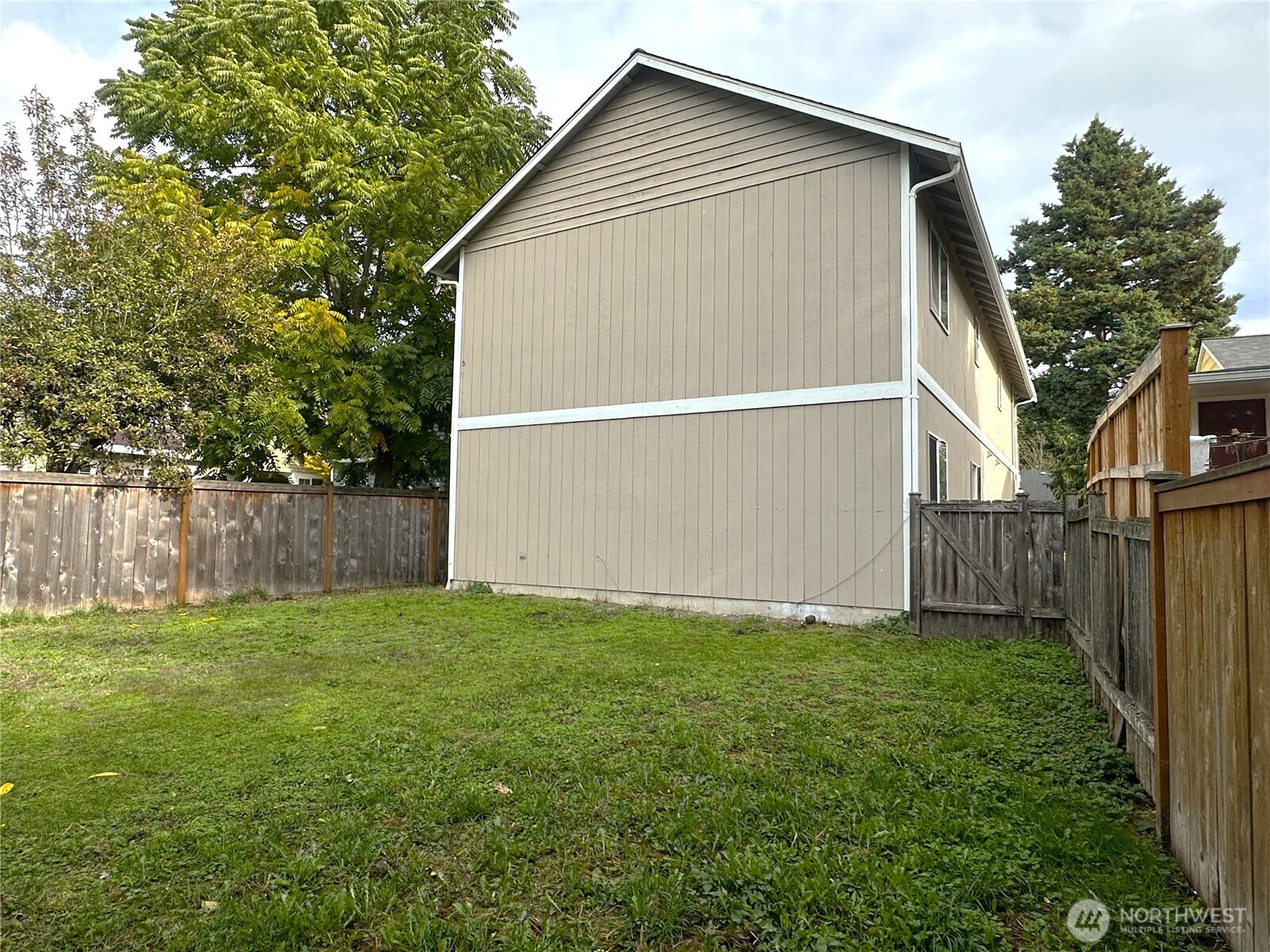 10539 Evanston Avenue Property Photo 35