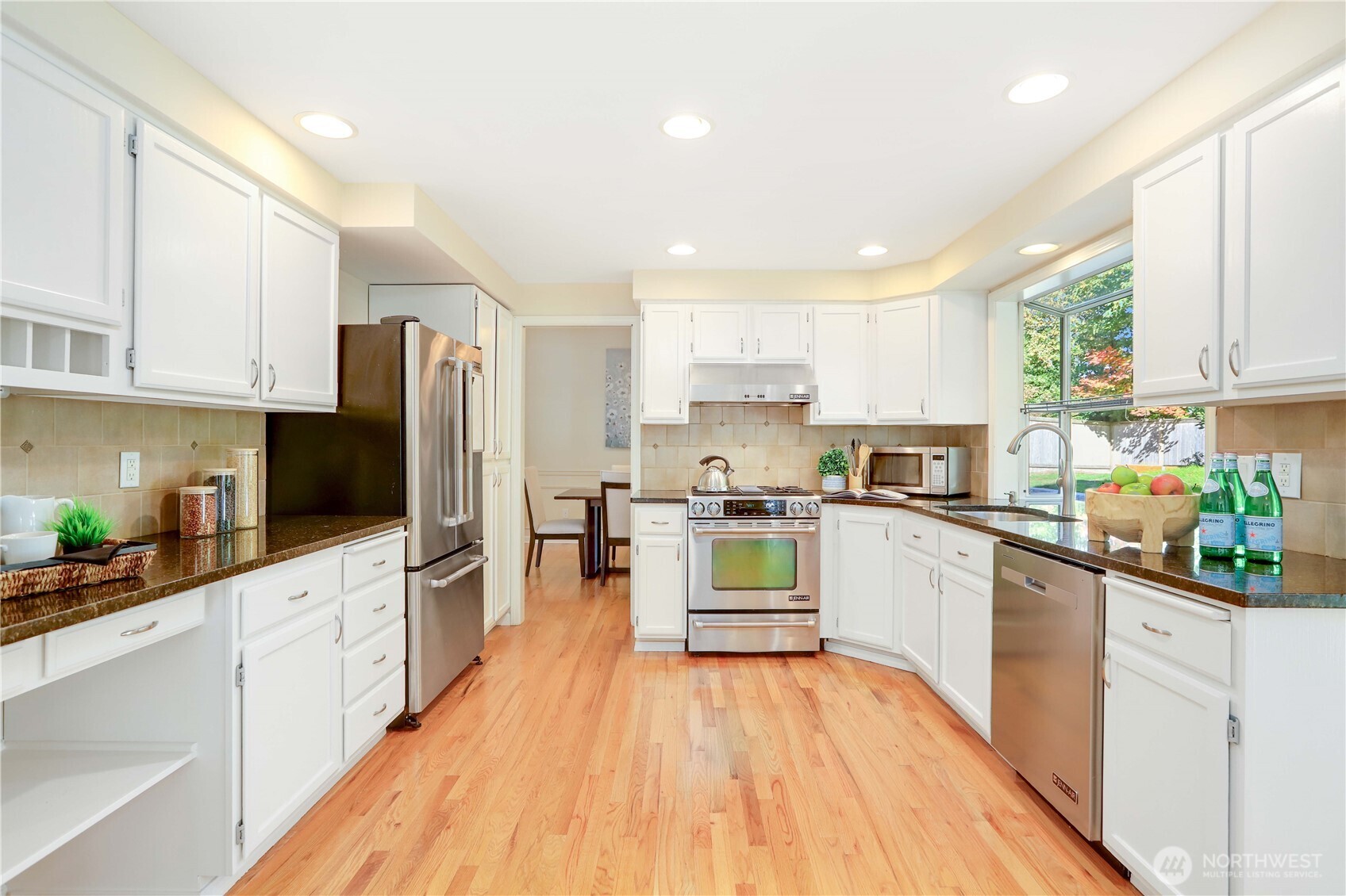 6405 154th Street Property Photo 10