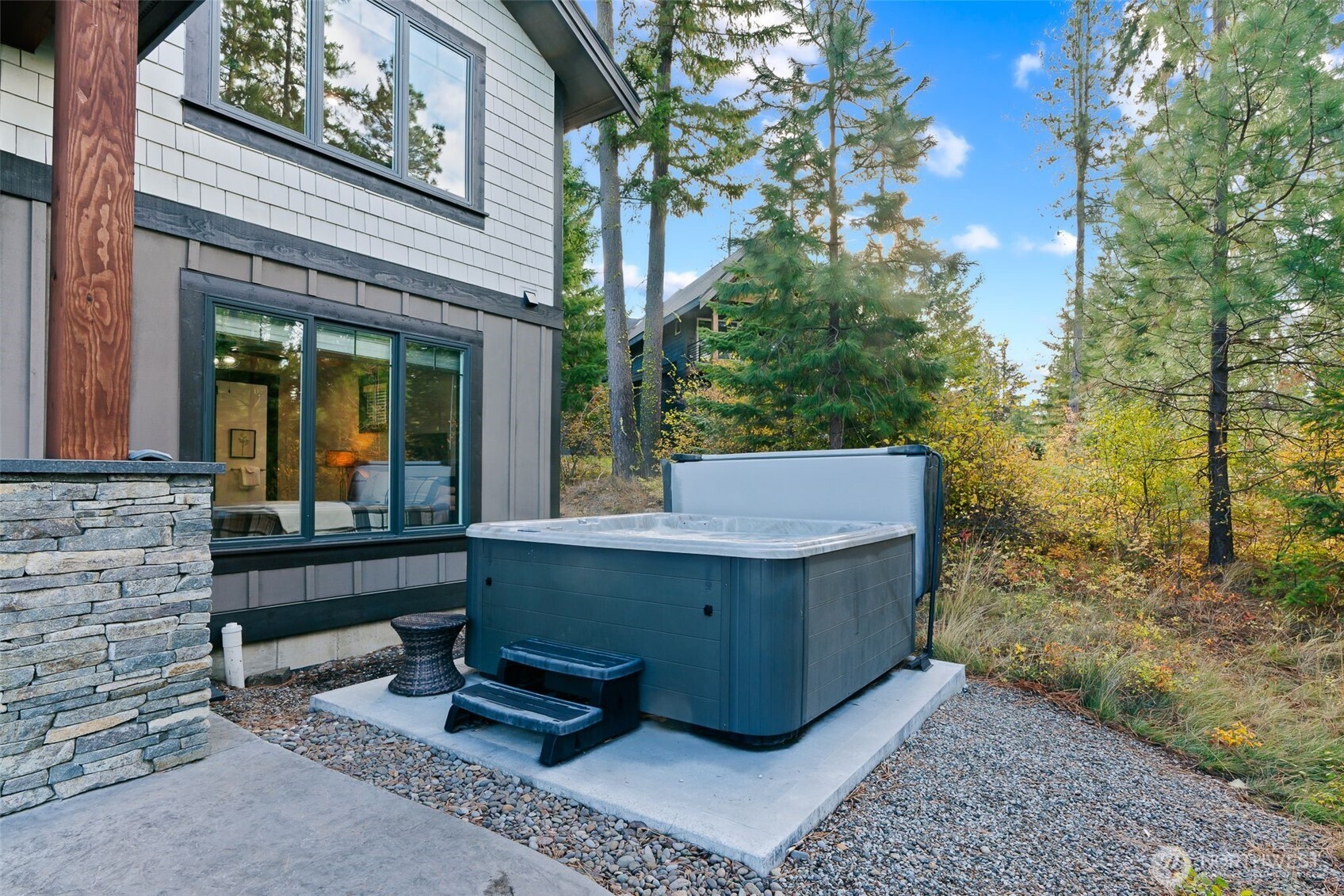 4611 Swiftwater Drive Property Photo 4