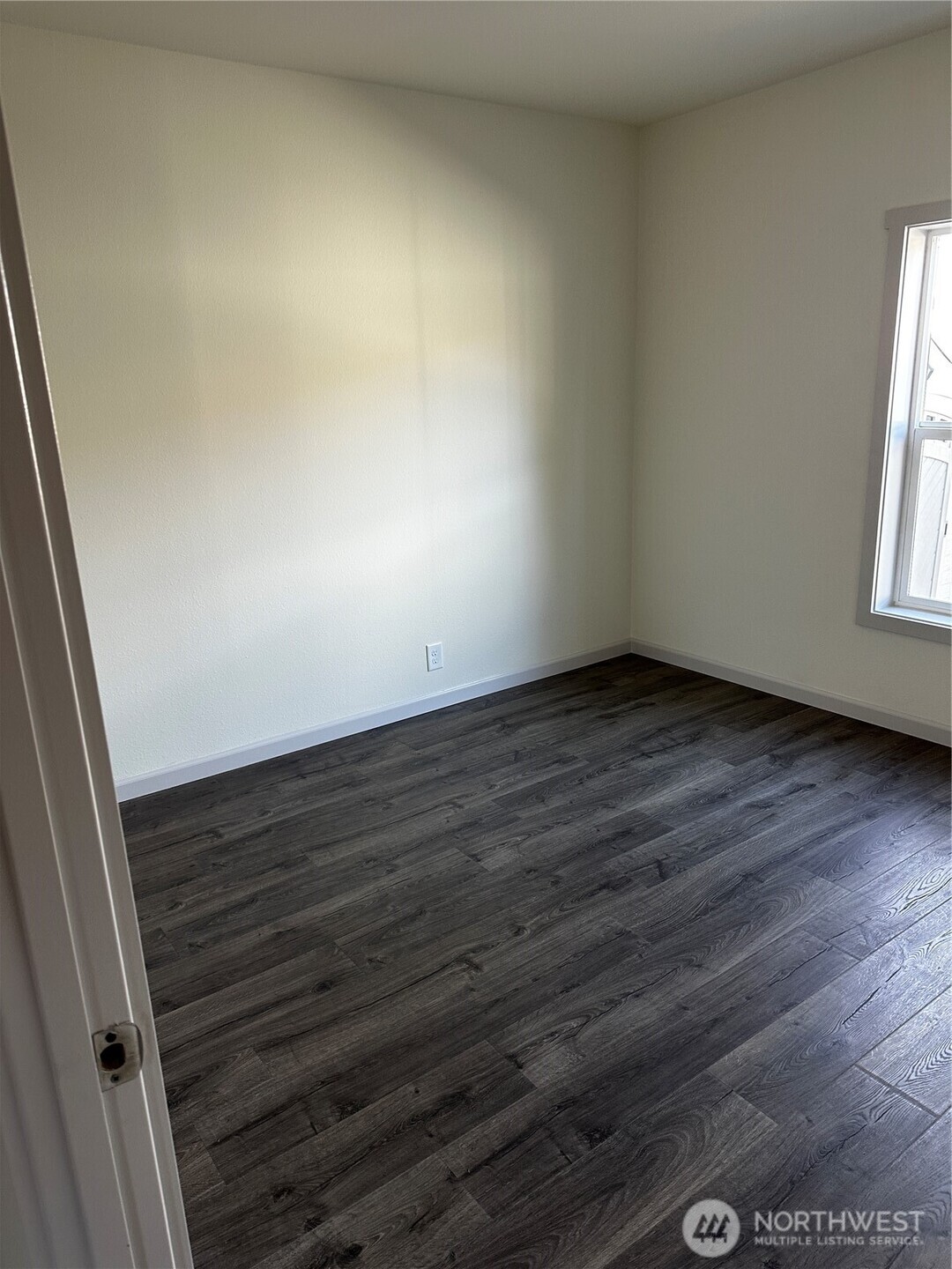 10302 Lakeview Avenue 26 Property Photo 10