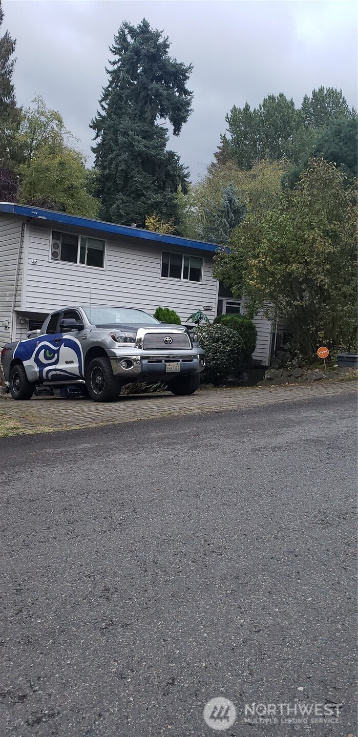 21237 38th Place Property Photo 1