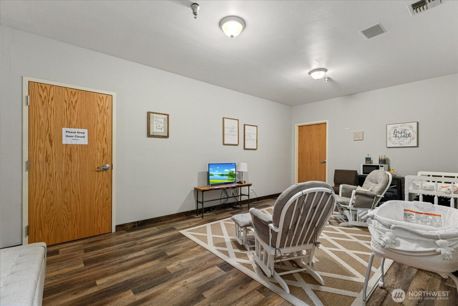 18824 Smokey Point Boulevard Property Photo 12