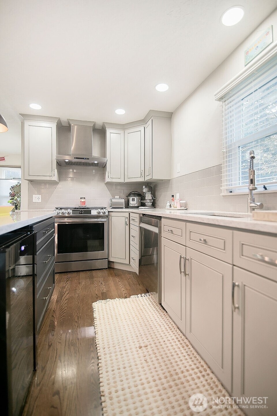 571 26th Avenue Property Photo 13
