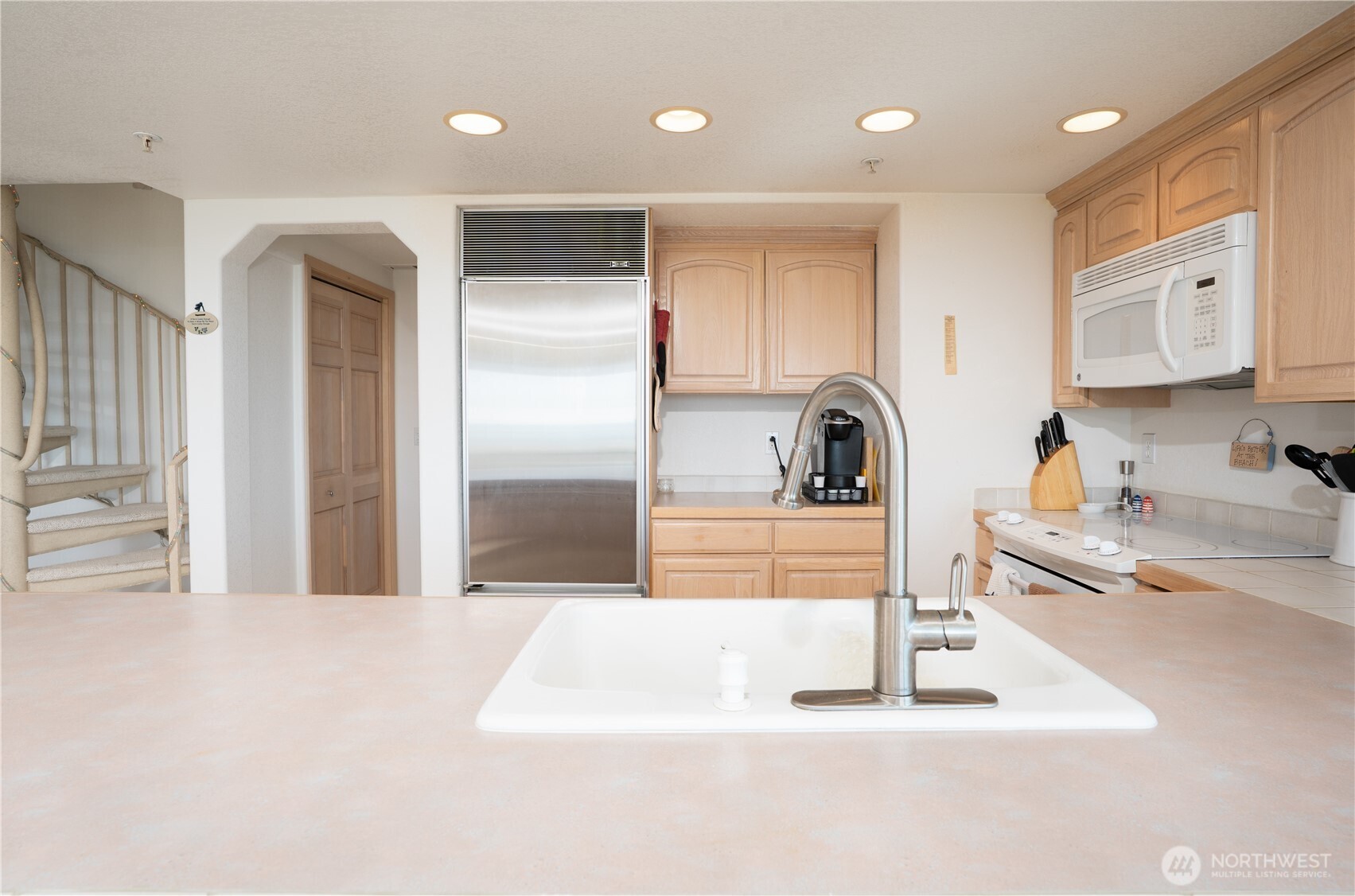 1599 E Ocean Shores Boulevard 3 Property Photo 18
