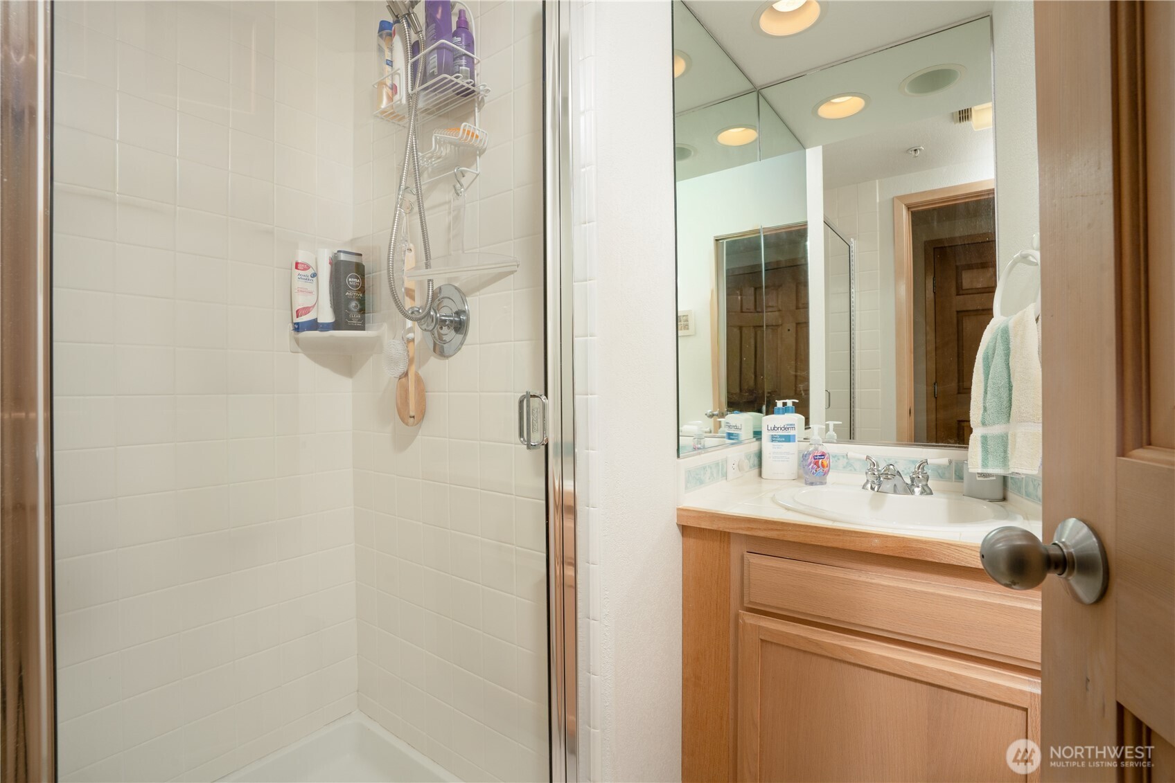 1599 E Ocean Shores Boulevard 3 Property Photo 24