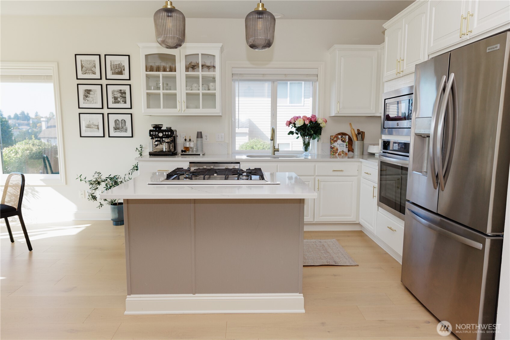 3914 Fairwood Boulevard Property Photo 8