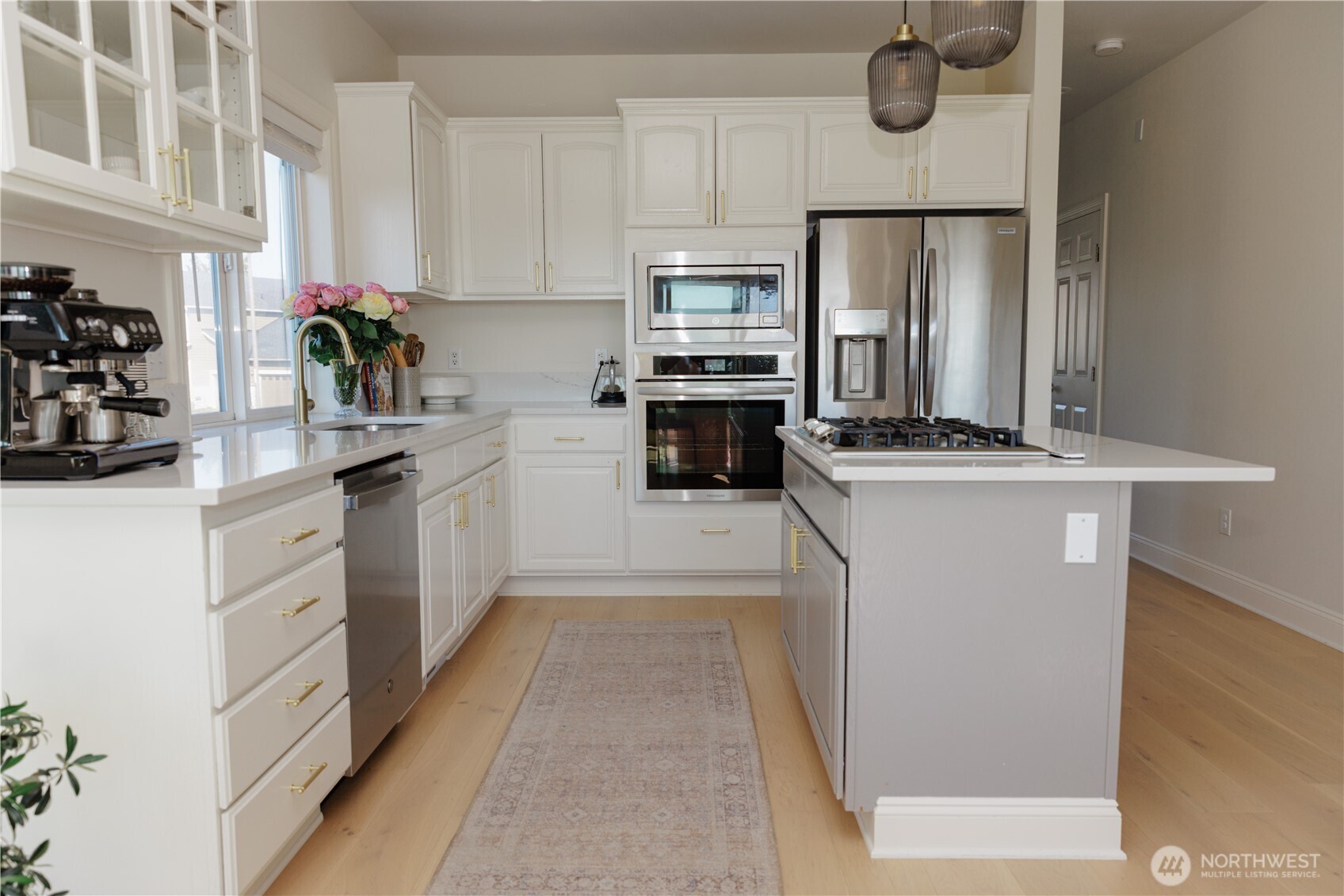 3914 Fairwood Boulevard Property Photo 10