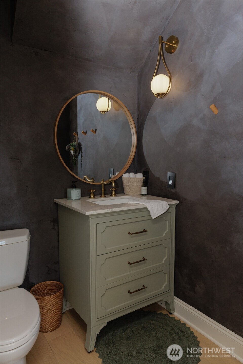 3914 Fairwood Boulevard Property Photo 18