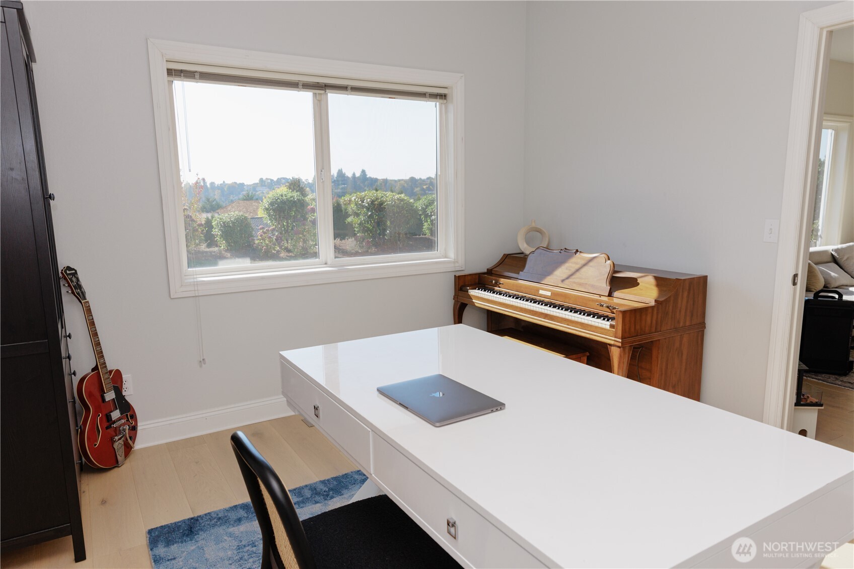 3914 Fairwood Boulevard Property Photo 20