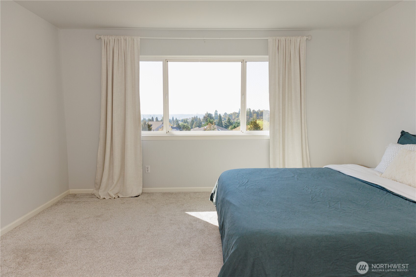 3914 Fairwood Boulevard Property Photo 23