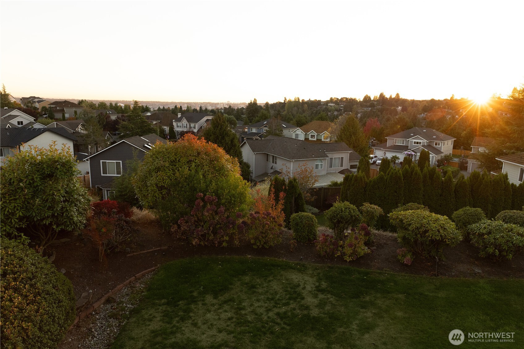 3914 Fairwood Boulevard Property Photo 38