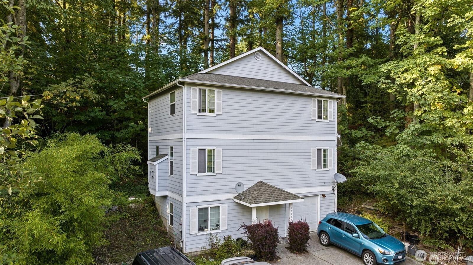 16400 44th Avenue Property Photo 1