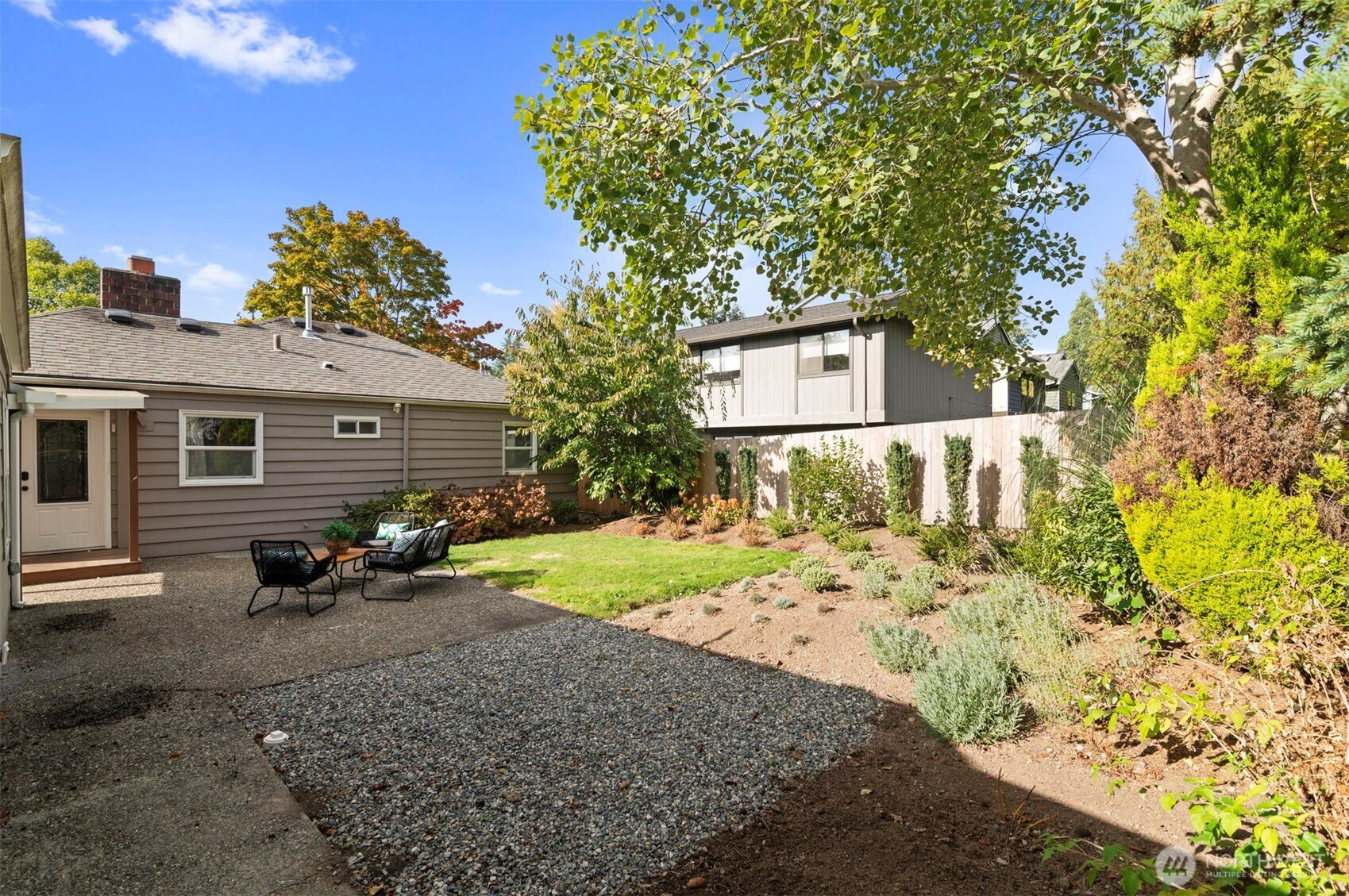 9728 45th Avenue Property Photo 26