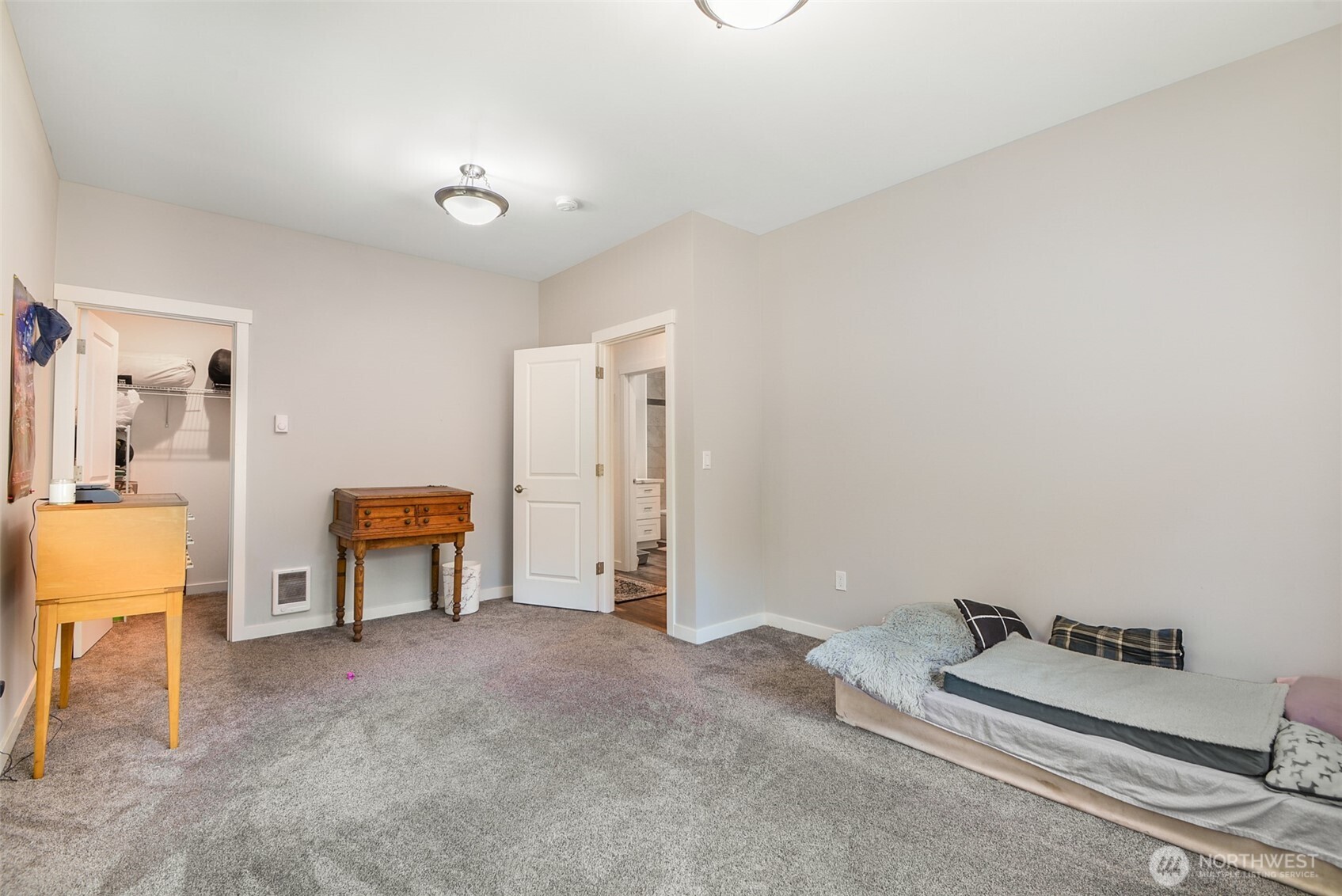 1016 288th Street B Property Photo 14