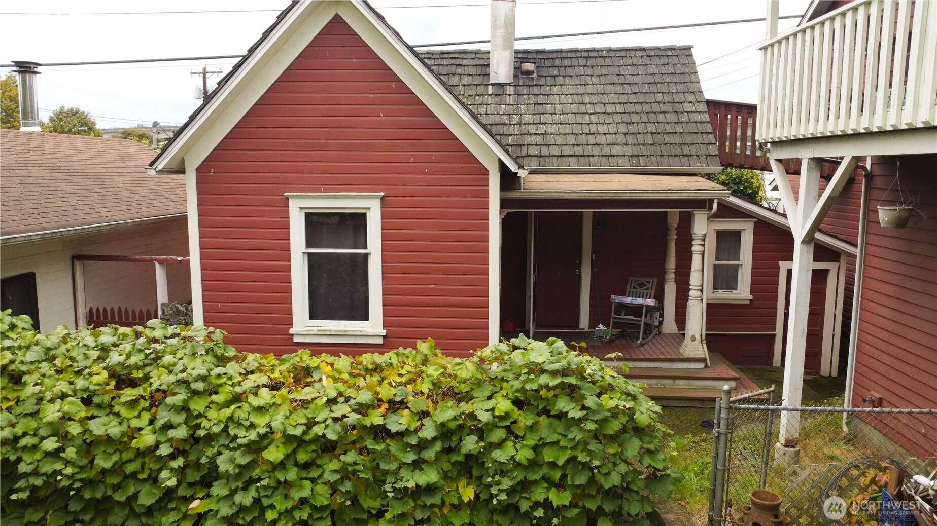 3520 Everett Avenue Property Photo 4