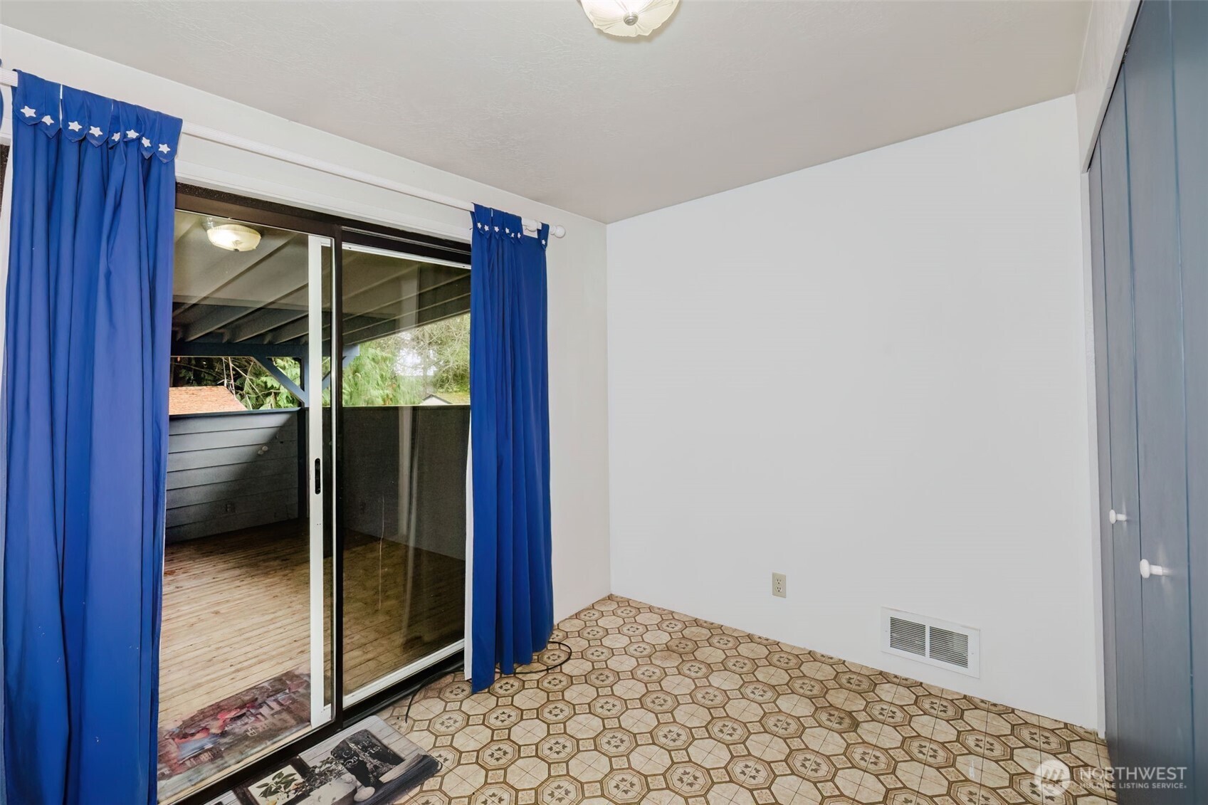 7600 Sandy Way Property Photo 8