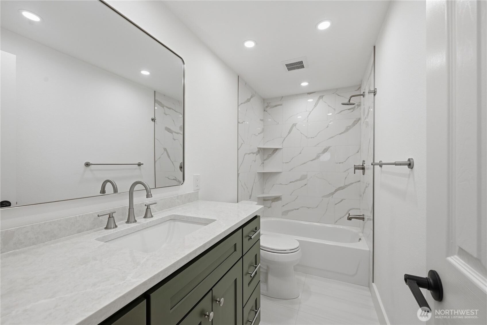 19920 67th Avenue 40 Property Photo 18