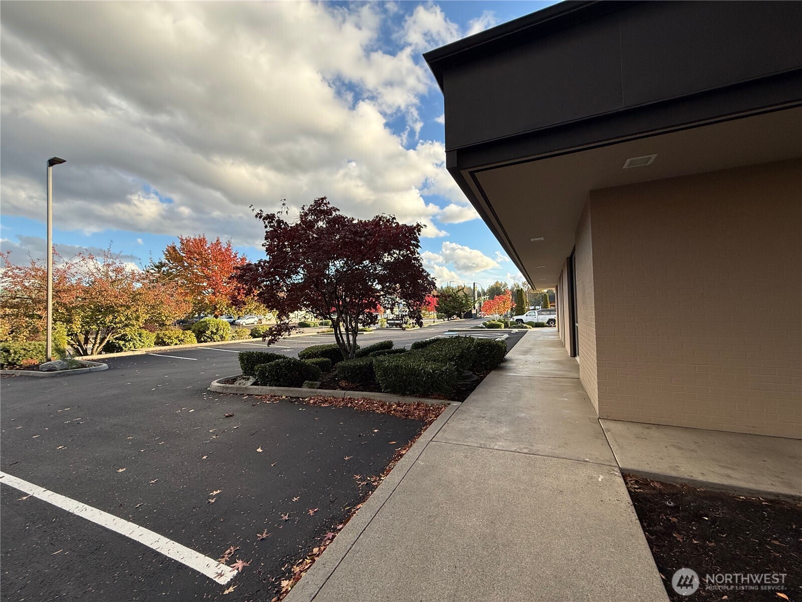 1725 Continental Place D Property Photo 6
