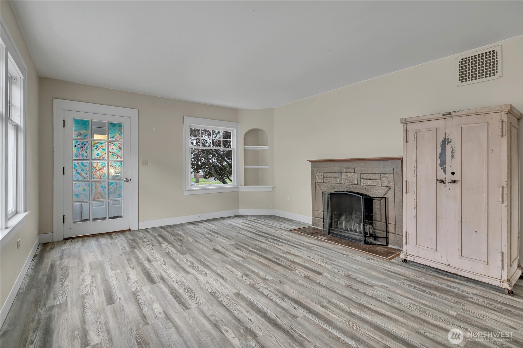 408 Karr Avenue Property Photo 4