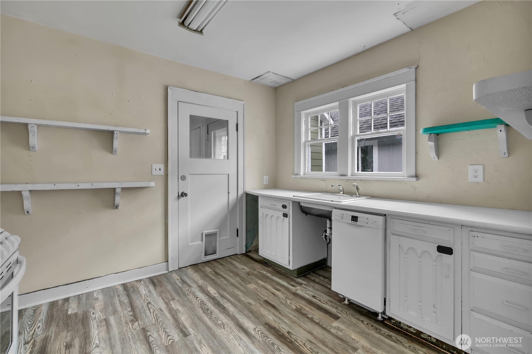 408 Karr Avenue Property Photo 8