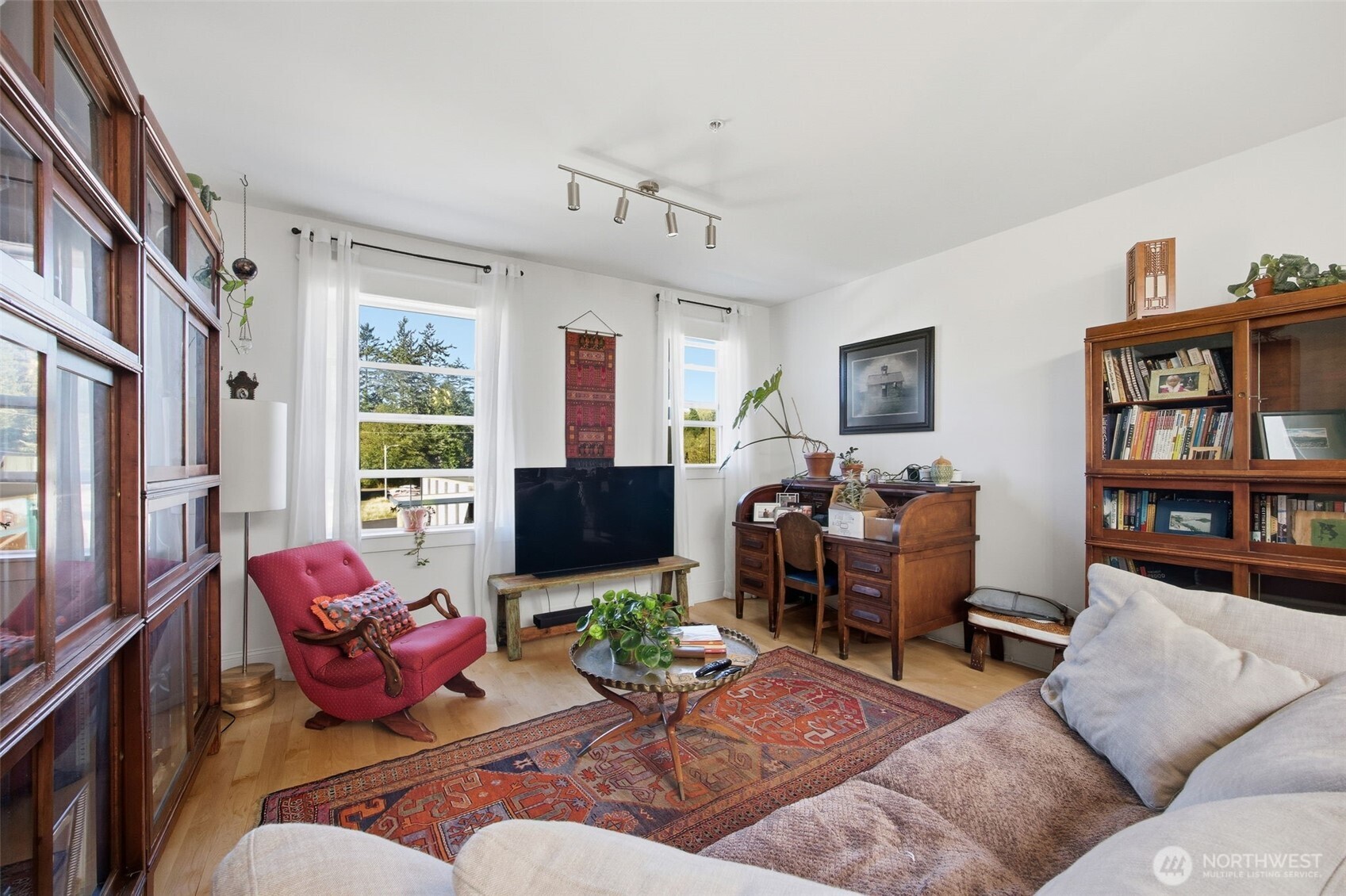 104 Spruce Street Property Photo 24