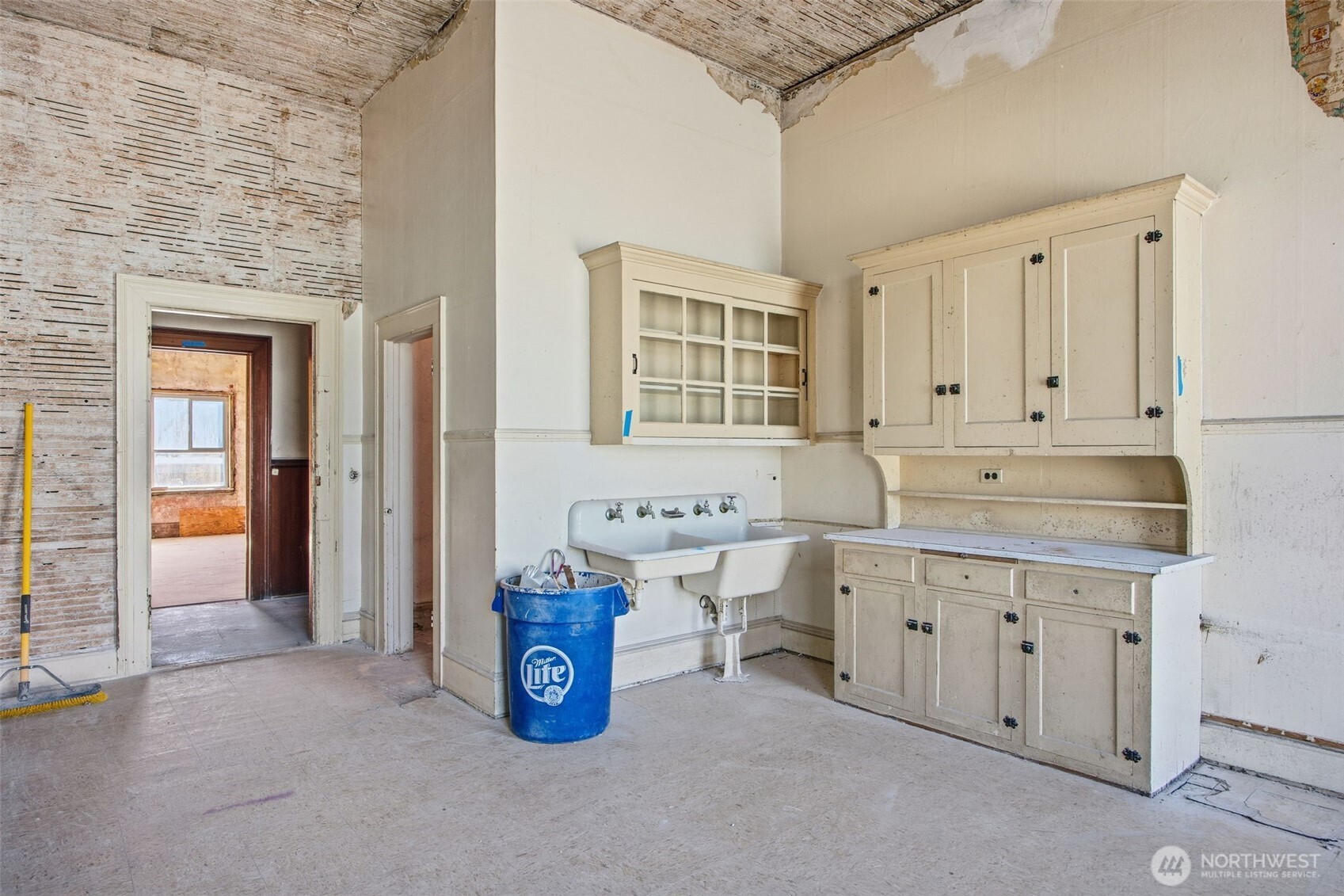104 Spruce Street Property Photo 39