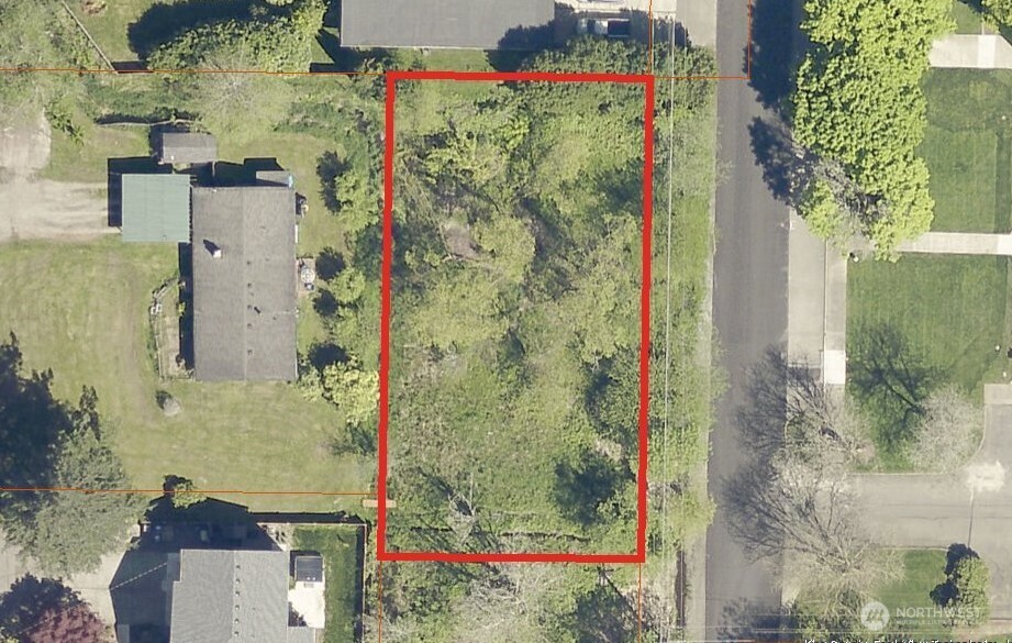 11 Xx 6th Avenue Property Photo 2