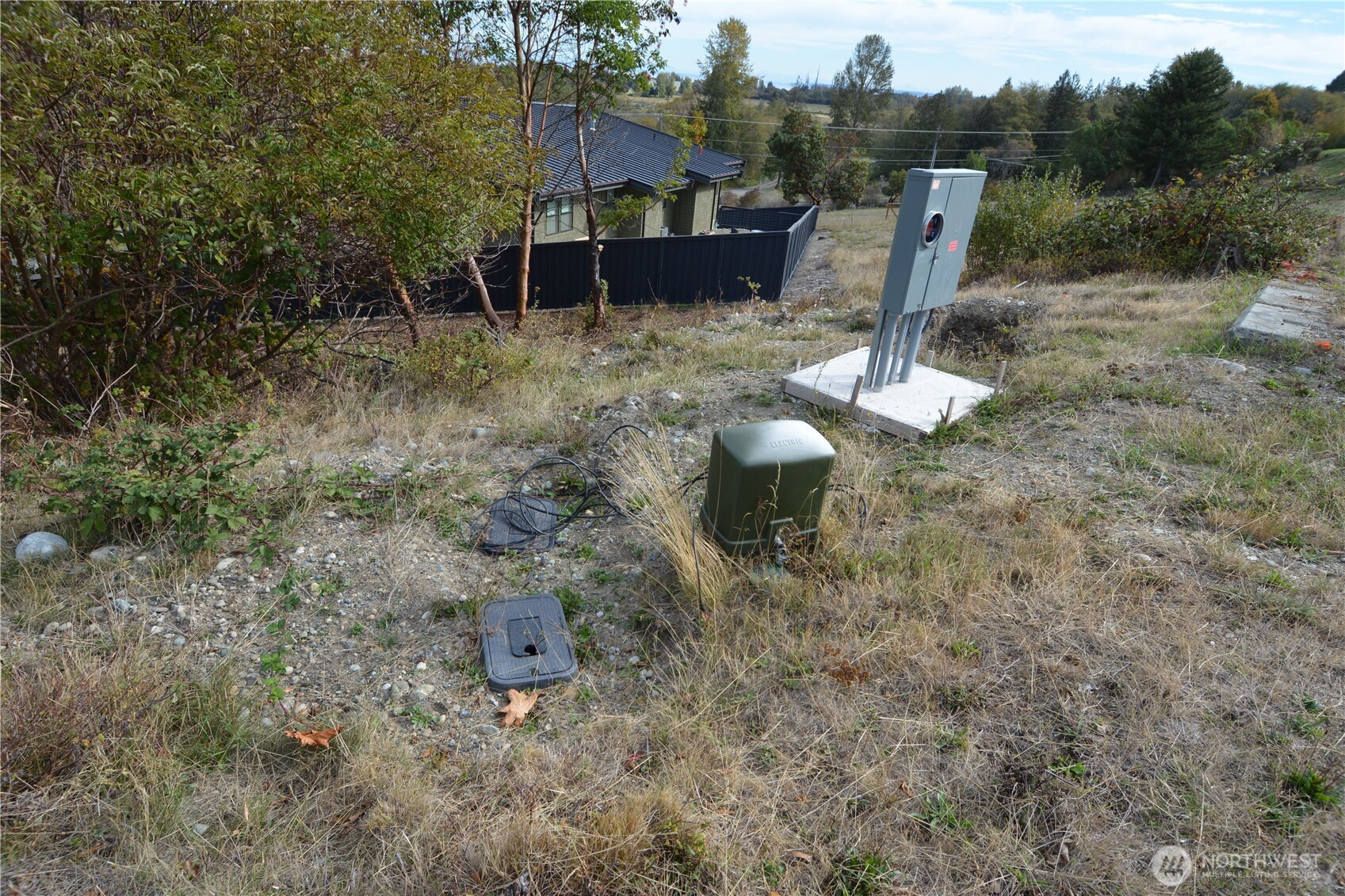 999 Moonlight Drive Property Photo 6