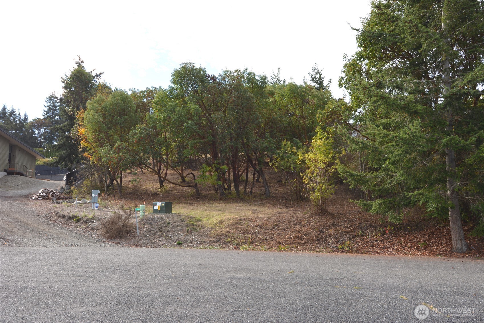 999 Moonlight Drive Property Photo 8